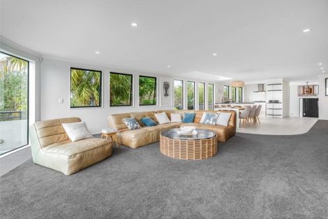 Photo of property in 62 Castor Bay Road, Castor Bay, Auckland, 0620