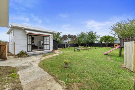 Photo of property in 25 Young Street, Morrinsville, 3300