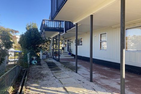 Photo of property in 2/4 Alberta Street, Acacia Bay, Taupo, 3330