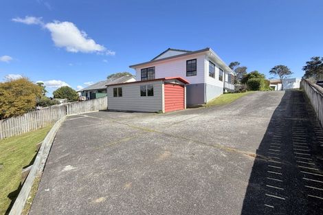 Photo of property in 25 Jay Court, Botany Downs, Auckland, 2010