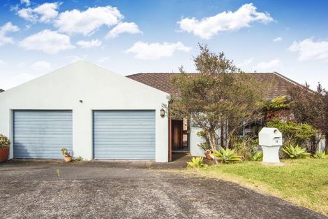 Photo of property in 18 Wallace Road, Ranui, Auckland, 0612