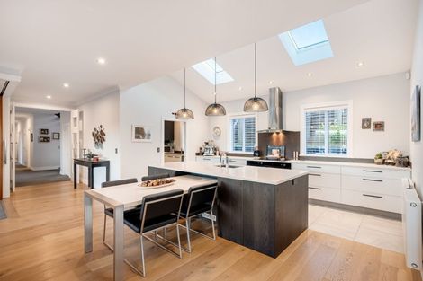 Photo of property in 6 Rushden Rise, Westmorland, Christchurch, 8025