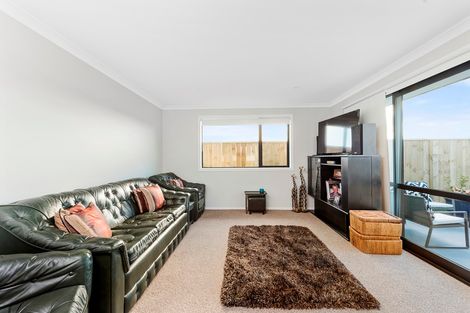 Photo of property in 26 Oka Street, Papamoa Beach, Papamoa, 3118