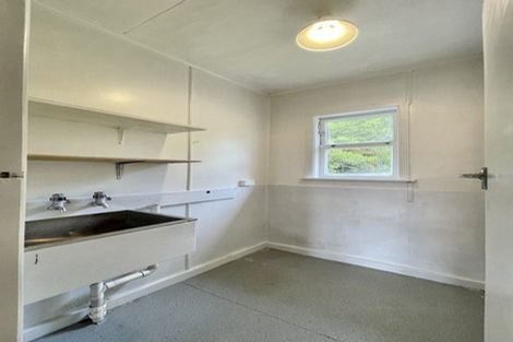 Photo of property in 6 Reid Road, Wainuiomata, Lower Hutt, 5014