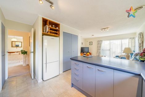 Photo of property in 22 Waddington Drive, Naenae, Lower Hutt, 5011