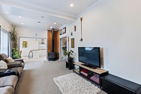 Photo of property in 20b Calgher Avenue, Waitara, 4320