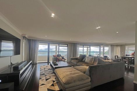 Photo of property in 2 Bucklands Beach Road, Bucklands Beach, Auckland, 2012