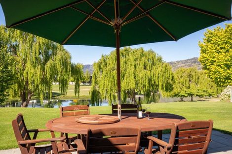 Photo of property in 27 Pisa Moorings Road, Mount Pisa, Cromwell, 9383