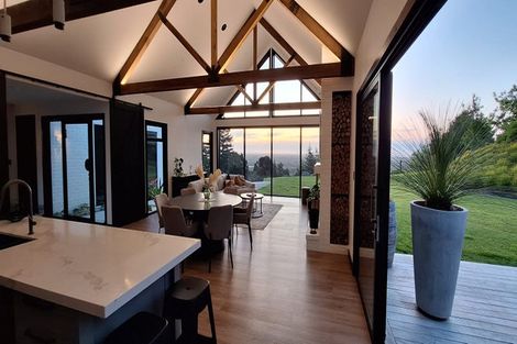 Photo of property in 46 Harry Dreadon Road, Opaheke, Papakura, 2584