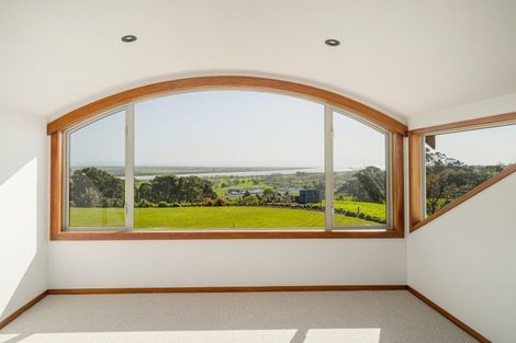 Photo of property in 68 Kanuka Rise, Albert Town, Wanaka, 9305