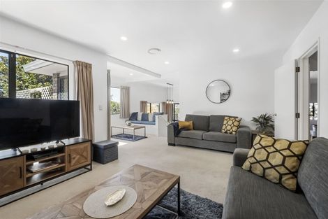 Photo of property in 1/9 Kells Place, Botany Downs, Auckland, 2010