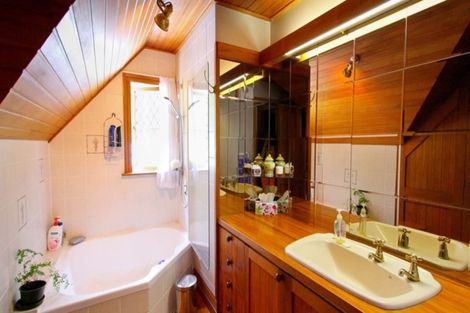 Photo of property in 235 Ilam Road, Ilam, Christchurch, 8041