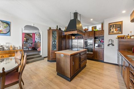 Photo of property in 43 St Annes Crescent, Wattle Downs, Auckland, 2103