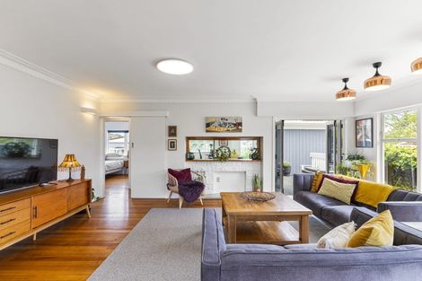 Photo of property in 28 Browns Avenue, Pakuranga, Auckland, 2010