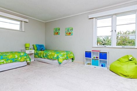 Photo of property in 4 Woolley Avenue, New Lynn, Auckland, 0600
