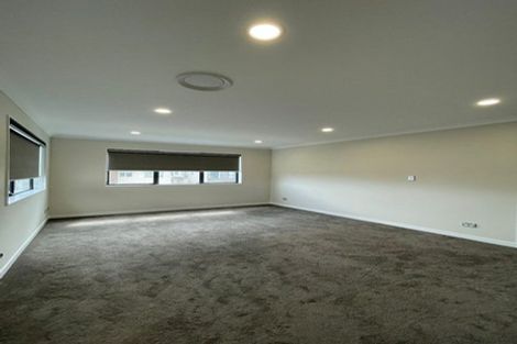 Photo of property in 35 Cloonlyon Drive, Flat Bush, Auckland, 2019