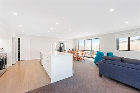 Photo of property in 26 Oka Street, Papamoa Beach, Papamoa, 3118