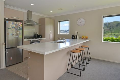 Photo of property in 5a Gifford Grove, Churton Park, Wellington, 6037