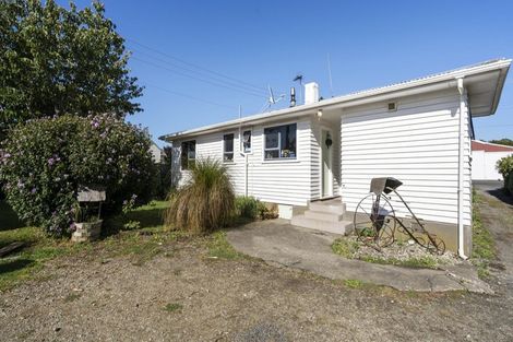 Photo of property in 24 Ngapapa Street, Urenui, 4375