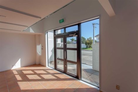 Photo of property in 366 Lake Road, Takapuna, Auckland, 0622