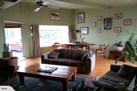 Photo of property in 23 Ferry Parade, Herald Island, Auckland, 0618