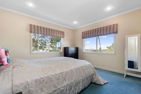 Photo of property in 1/13 Edgeworth Road, Glenfield, Auckland, 0629