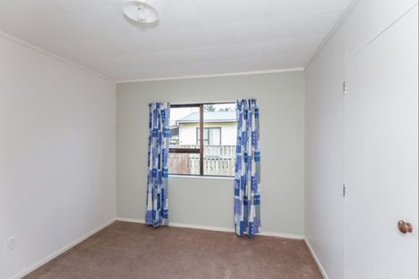Photo of property in 100b Mako Mako Road, Levin, 5510