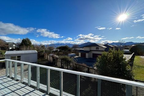 Photo of property in 71 Manuka Crescent, Wanaka, 9305