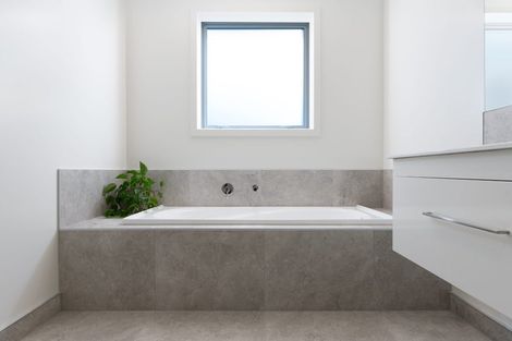 Photo of property in 31 Overton Street, Rototuna North, 3210