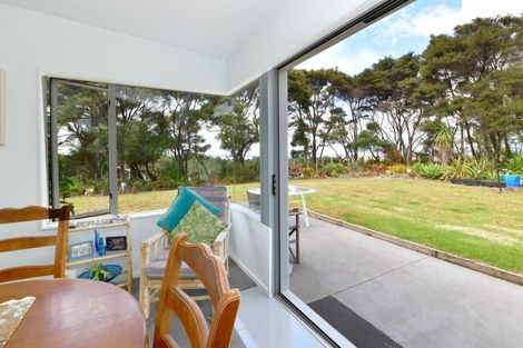 Photo of property in 357 Shelly Beach Road, South Head, 0874