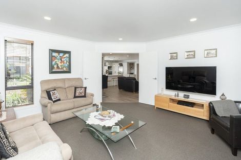 Photo of property in 6 Kentwood Place, Flagstaff, Hamilton, 3210