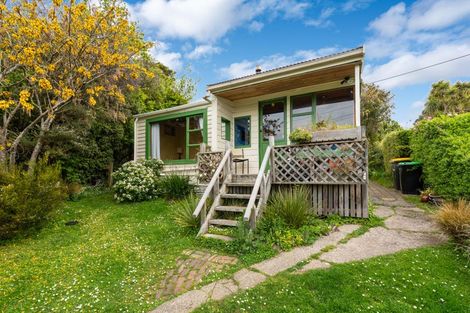 Photo of property in 2 Margate Avenue, Broad Bay, Dunedin, 9014