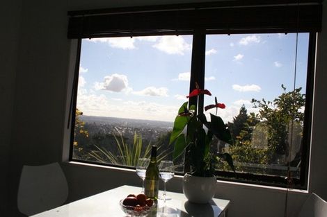 Photo of property in 441 Titirangi Road, Titirangi, Auckland, 0604