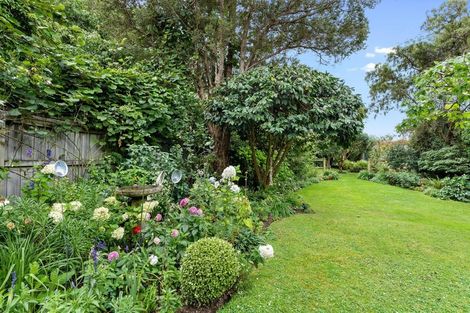 Photo of property in 13 Horopito Road, Waikanae, 5036