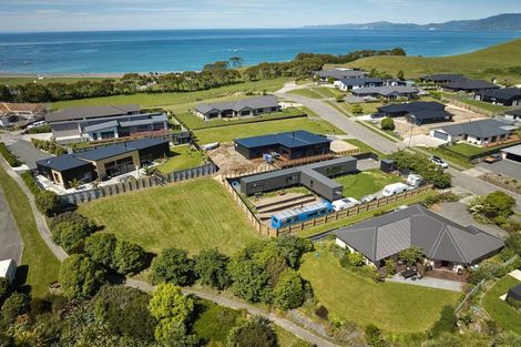 Photo of property in 47 Tauhou Place, Kaikoura, 7300