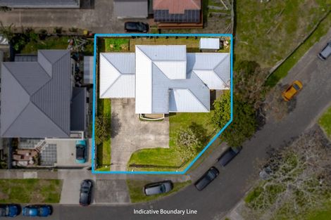 Photo of property in 35 Peverill Crescent, Papatoetoe, Auckland, 2025