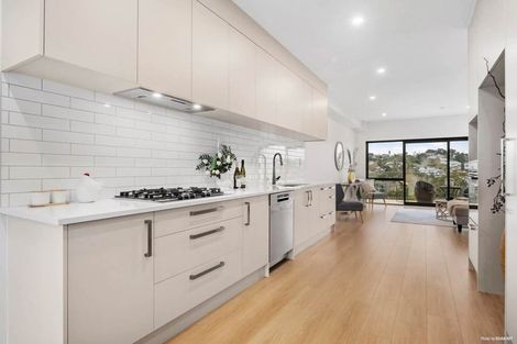 Photo of property in 3/28 Ludlow Terrace, Totara Vale, Auckland, 0627