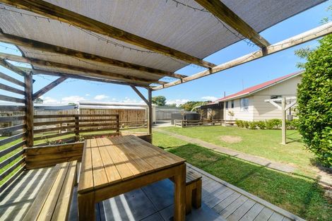 Photo of property in 33 Trent Street, Rongotea, 4476