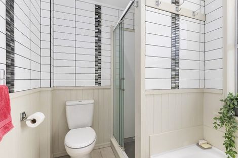 Photo of property in 71a Sidlaw Street, Strathmore Park, Wellington, 6022