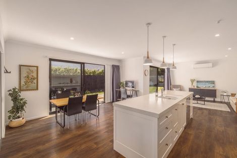 Photo of property in 20 Bargrove Close, Halswell, Christchurch, 8025