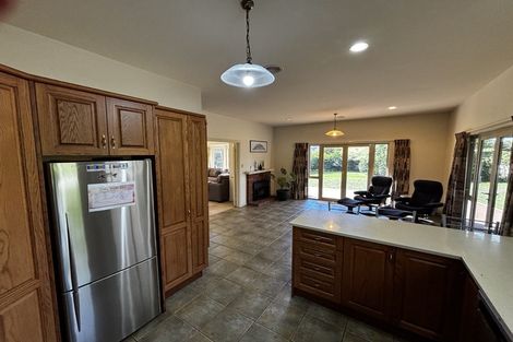 Photo of property in 26 Shelter Grove, Frankleigh Park, New Plymouth, 4310