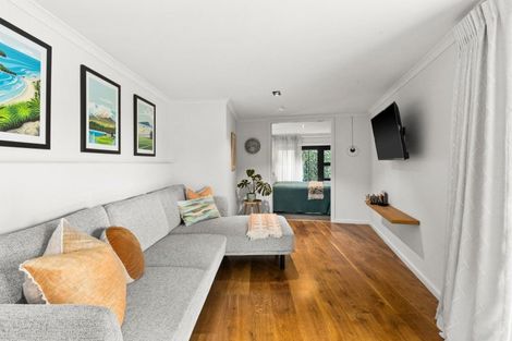 Photo of property in 55 Breadalbane Avenue, Havelock North, 4130