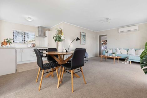 Photo of property in 30b Robinson Avenue, Holdens Bay, Rotorua, 3010