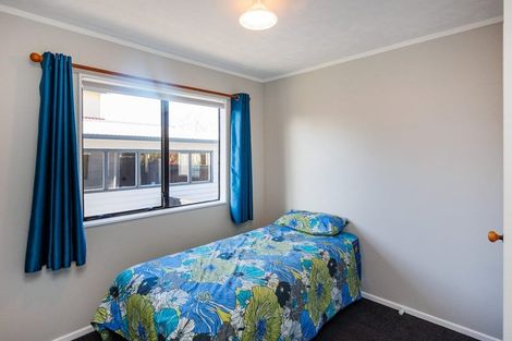 Photo of property in 6 Apollo Parade, Milson, Palmerston North, 4414