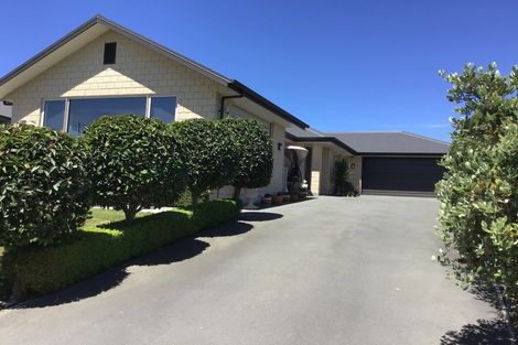 Photo of property in 20 Titirangi Crescent, Parklands, Christchurch, 8083