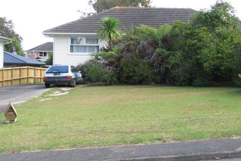 Photo of property in 25 Taupo Street, Green Bay, Auckland, 0604