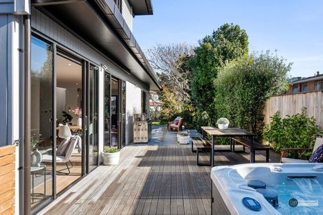 Photo of property in 28 Orr Crescent, Hutt Central, Lower Hutt, 5011