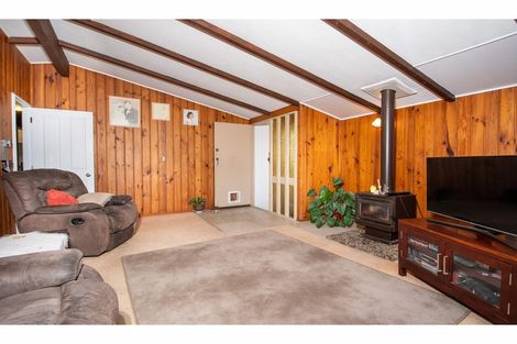 Photo of property in 60 Glenbervie Crescent, Massey, Auckland, 0614