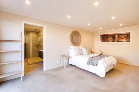 Photo of property in 3 Moana Place, Taradale, Napier, 4112