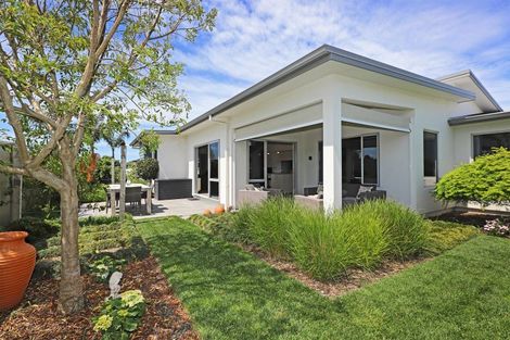 Photo of property in 16 Wanaka Place, Poraiti, Napier, 4112